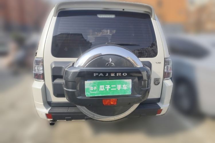 Used Mitsubishi Pajero 2019 3.0L Automatic Standard Edition Rear