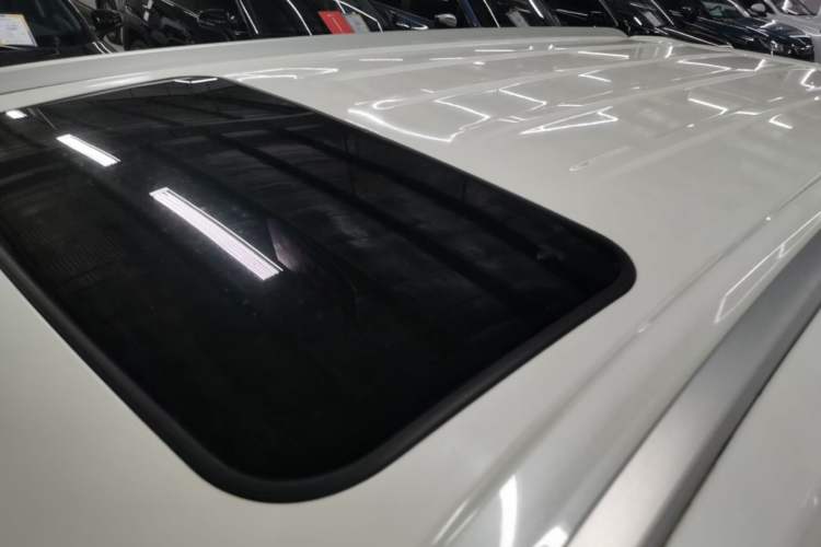 Used Mitsubishi Pajero 2019 3.0L Automatic Standard Edition Roof
