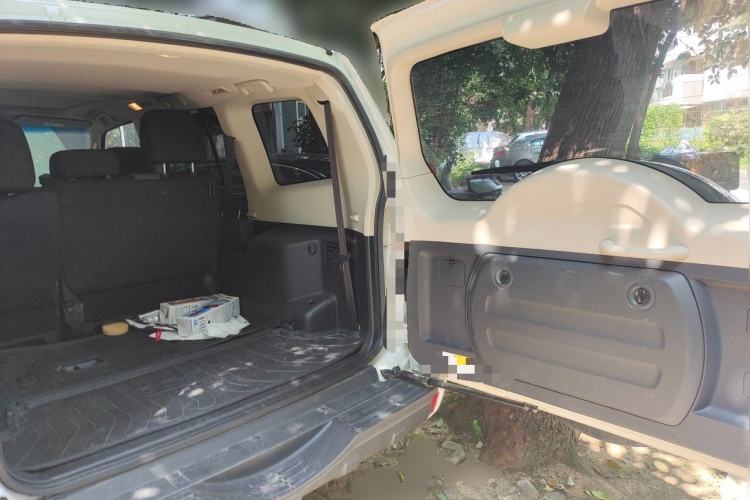 Used Mitsubishi Pajero 2019 3.0L Automatic Comfort Edition Trunk