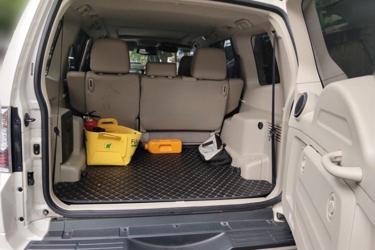 Used Mitsubishi Pajero 2019 V97 3.8L 5-Door GLS Middle East Edition Trunk