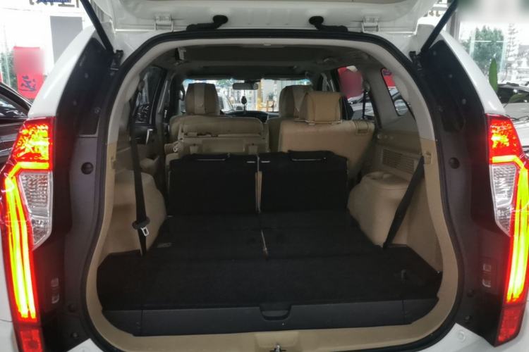 Used Mitsubishi Pajero 2019 3.0L Automatic Standard Edition Trunk