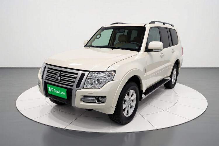 Ojetý Mitsubishi Pajero 2019 3.0L Automatic Standard Edition Guazi used car, China used car export, Used car for sale, Used cars, Cheapest cars for sale