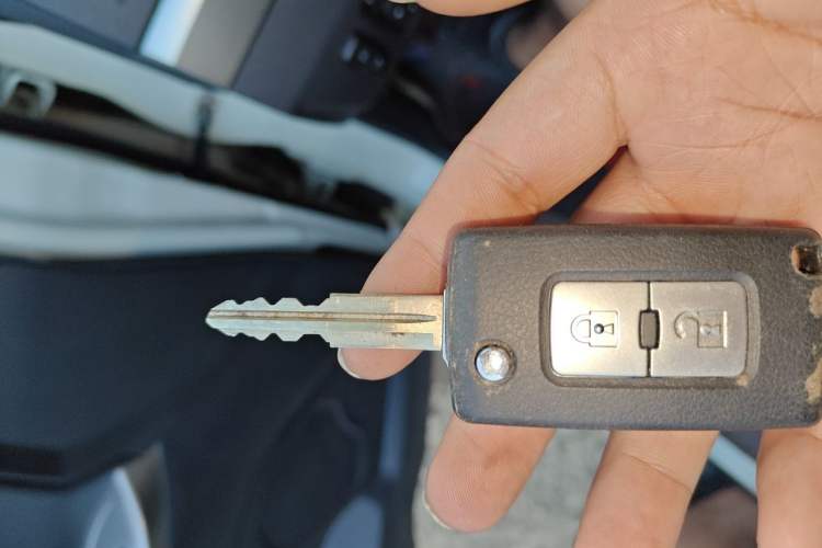Used Mitsubishi Pajero 2019 3.0L Automatic Prestige Edition Vehicle Key