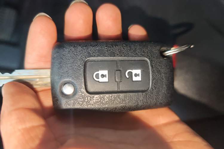 Used Mitsubishi Pajero  Vehicle Key