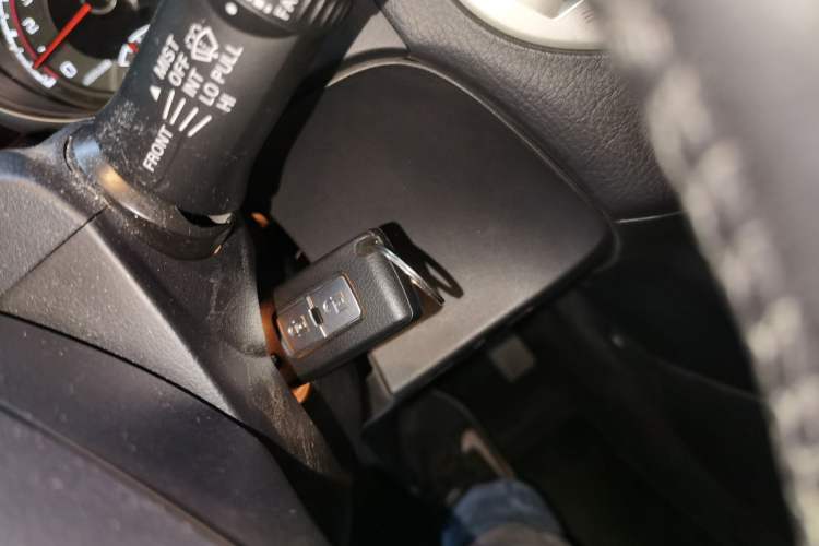Used Mitsubishi Pajero 2019 3.0L Automatic Luxury Edition Vehicle Key