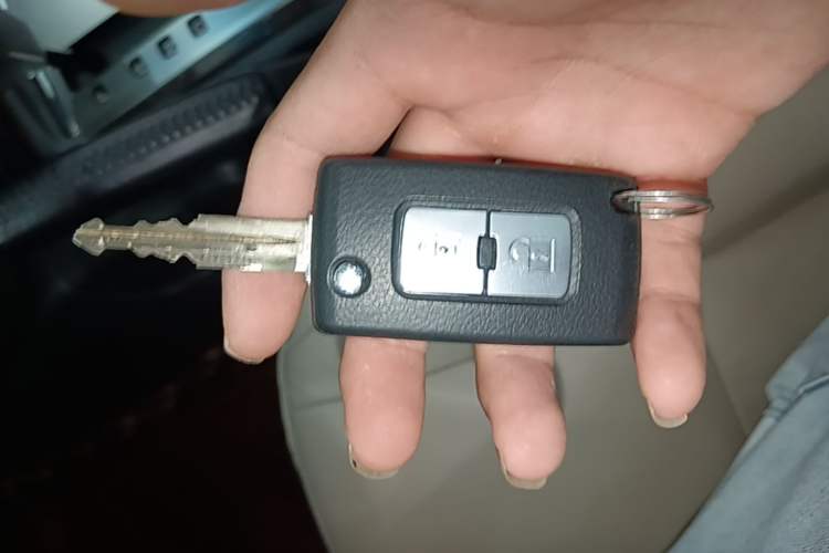 Used Mitsubishi Pajero 2019 V97 3.8L 5-Door GLS Sunroof Dual Differential – Middle East Vehicle Key