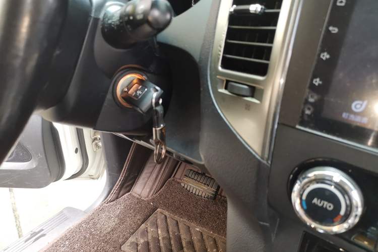 Used Mitsubishi Pajero 2019 3.0L Automatic Prestige Edition Vehicle Key