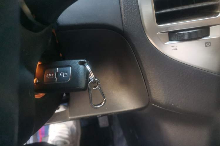 Used Mitsubishi Pajero  Vehicle Key