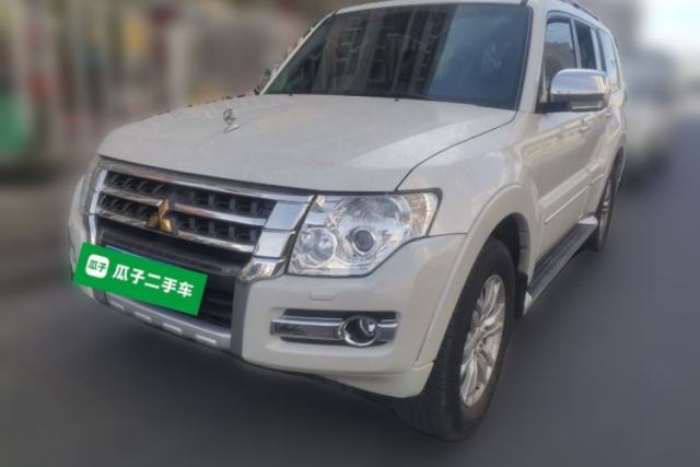 Used Mitsubishi Pajero 