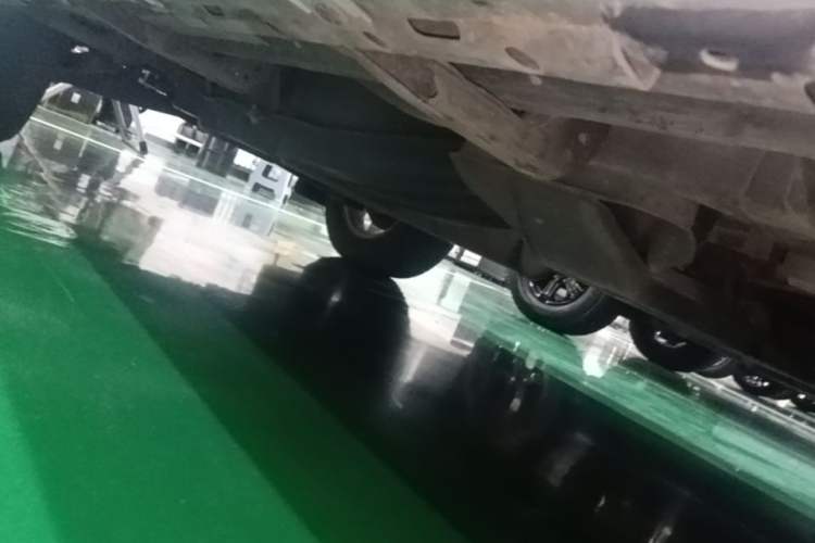 Used Mitsubishi Pajero  Chassis Front Right