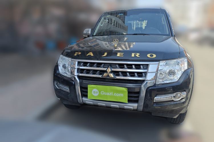 Used Mitsubishi Pajero 2020 3.0L Automatic Prestige Off-Road Edition Front