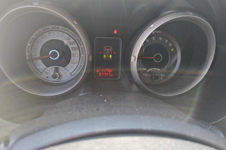 Used Mitsubishi Pajero 2020 3.0L Automatic Prestige Off-Road Edition Odometer Close Up