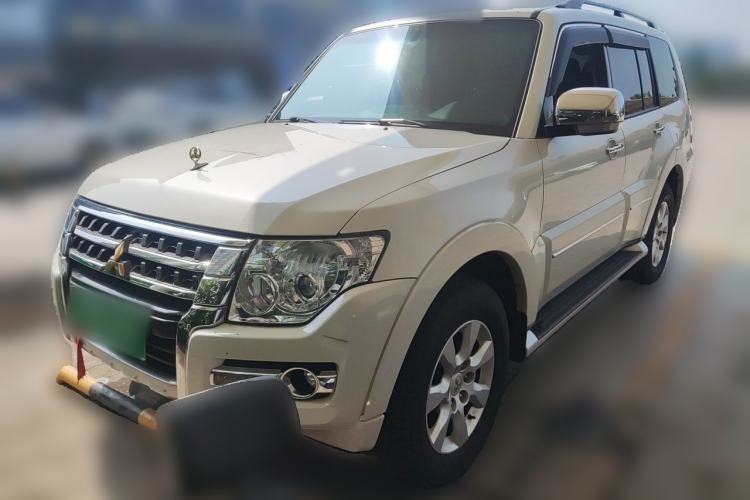 Used Mitsubishi Pajero Mitsubishi Pajero, 2020 model, 3.0L, 7 seats, automatic (parallel import) Guazi used car, China used car export, Used car for sale, Used cars, Cheapest cars for sale