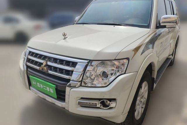 Used Mitsubishi Pajero