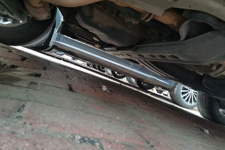 Used Mitsubishi Pajero  Chassis Front Left