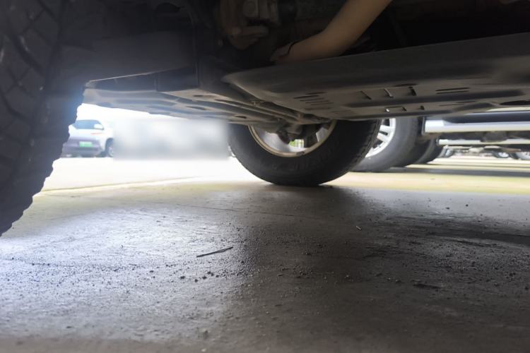 Used Mitsubishi Pajero  Chassis Front Left