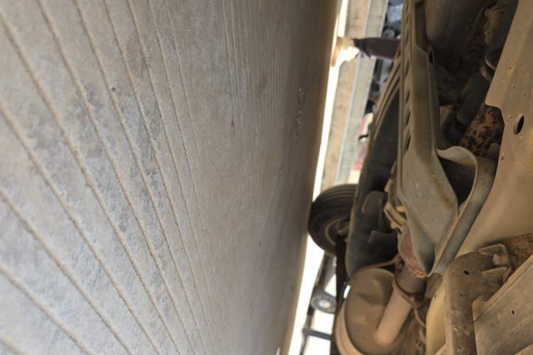 Used Mitsubishi Pajero  Chassis Front Left