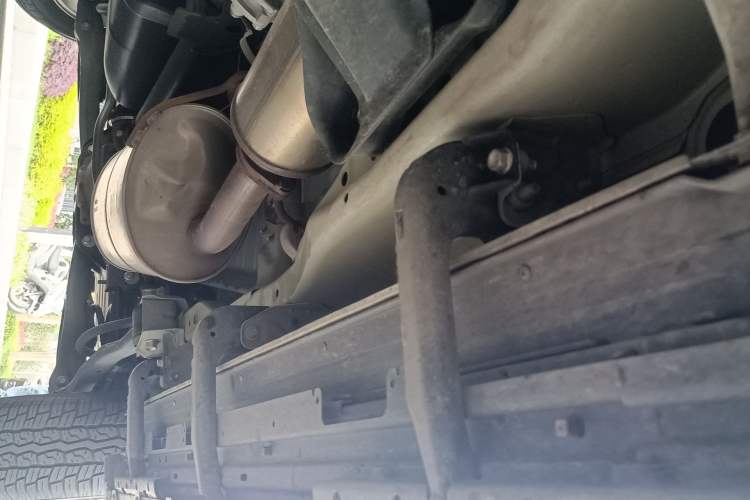 Used Mitsubishi Pajero  Chassis Front Left