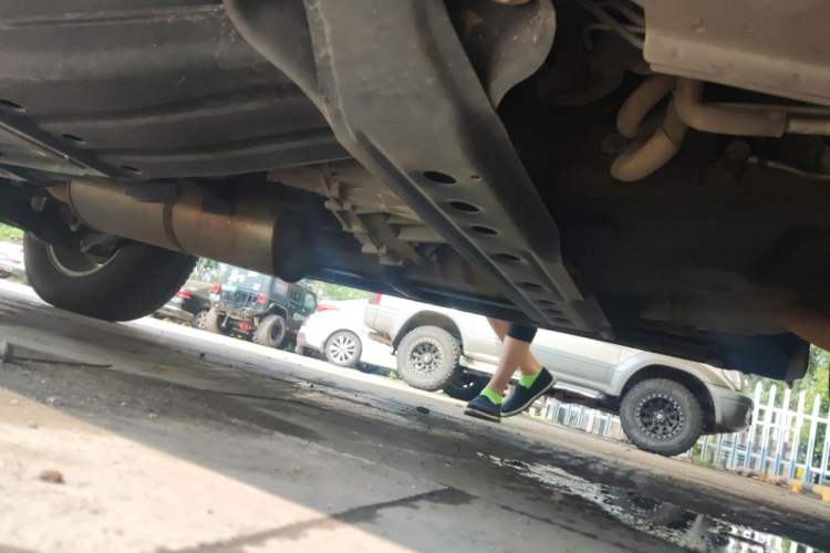 Used Mitsubishi Pajero  Chassis Front Right