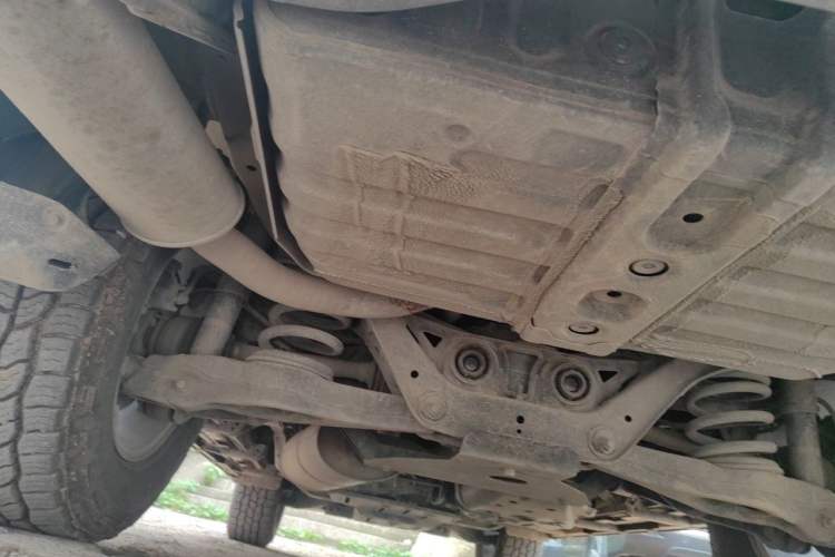 Used Mitsubishi Pajero  Chassis Rear