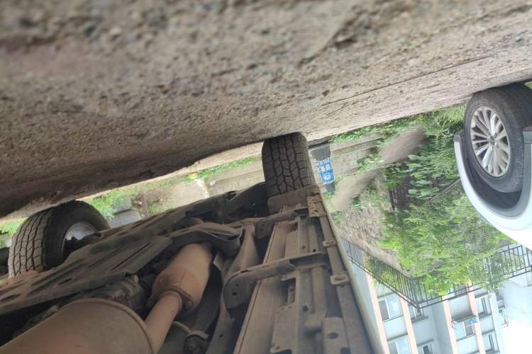 Used Mitsubishi Pajero  Chassis Rear Left