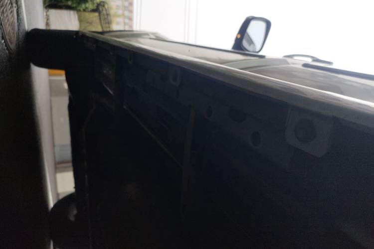 Used Mitsubishi Pajero 2020 3.0L Automatic Standard Edition Chassis Rear Left