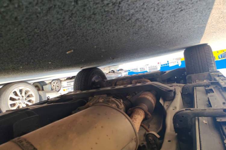 Used Mitsubishi Pajero  Chassis Rear Left