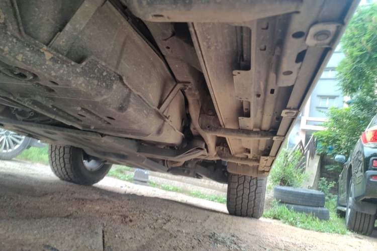 Used Mitsubishi Pajero  Chassis Rear Right