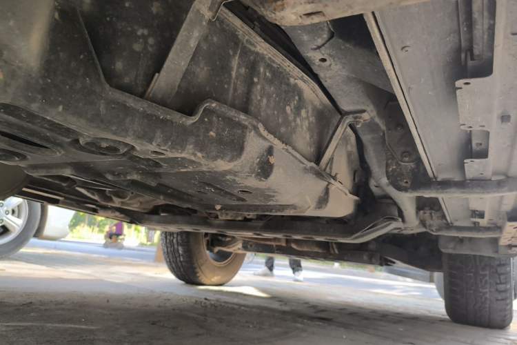 Used Mitsubishi Pajero  Chassis Rear Right