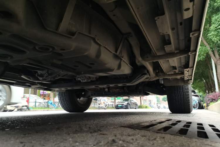 Used Mitsubishi Pajero  Chassis Rear Right