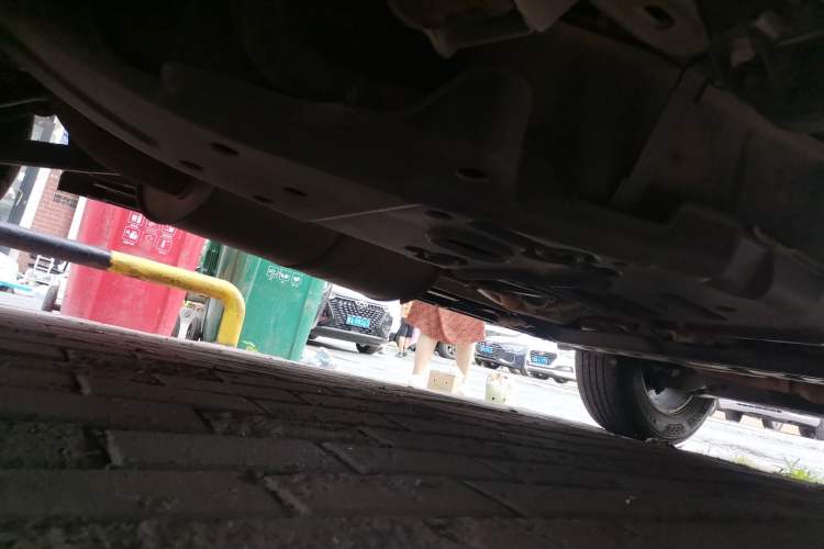 Used Mitsubishi Pajero  Chassis Rear Right