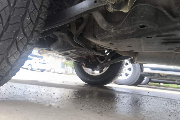 Used Mitsubishi Pajero  Chassis Rear Right