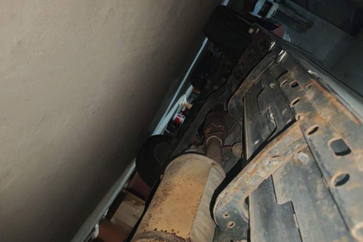 Used Mitsubishi Pajero  Chassis Rear Right