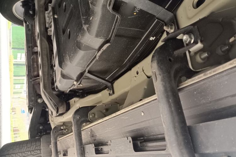 Used Mitsubishi Pajero  Chassis Rear Right