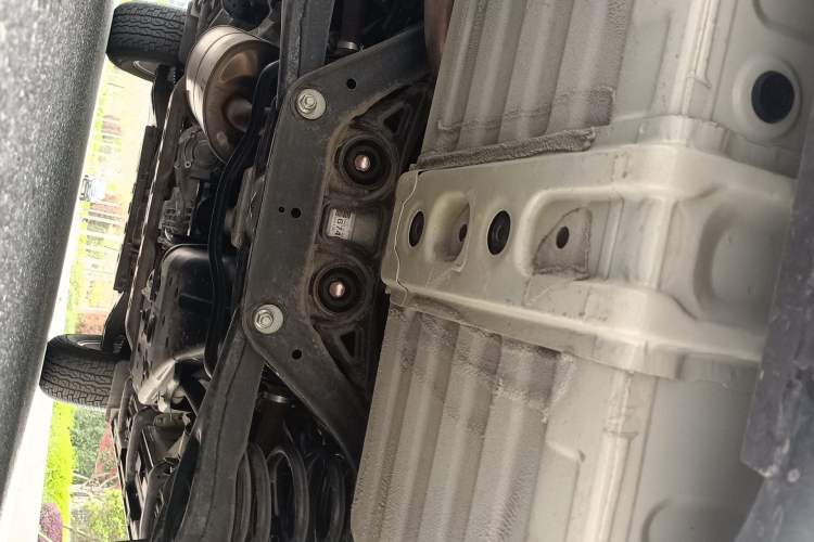 Used Mitsubishi Pajero  Chassis Rear