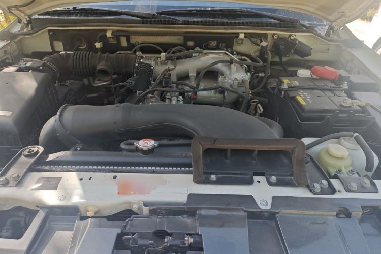 Used Mitsubishi Pajero 2020 Collection Edition 3.0L Automatic Prestige Off-Road Version Engine Bay