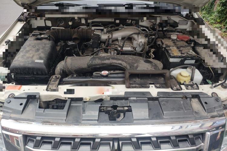 Used Mitsubishi Pajero 2020 3.0L Automatic Standard Edition Engine Bay