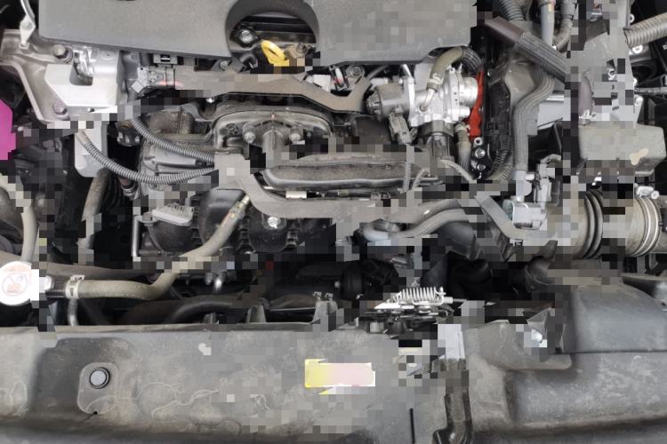 Used Mitsubishi Pajero  Engine Bay