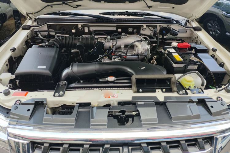 Used Mitsubishi Pajero 2020 3.0L Automatic Standard Edition Engine Bay