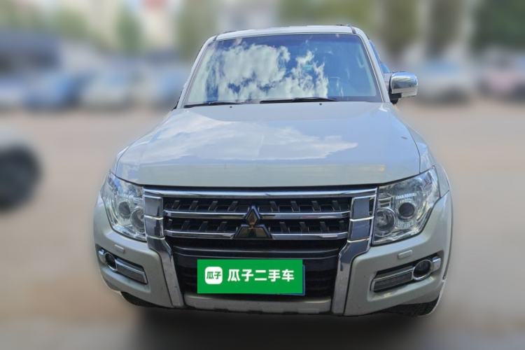 Used Mitsubishi Pajero 2020 3.0L Automatic Prestige Off-Road Edition Front