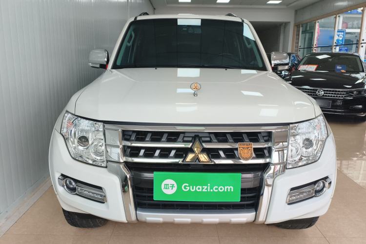 Used Mitsubishi Pajero 2020 3.0L Automatic Standard Edition Front