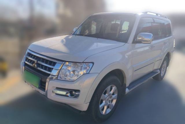 Used Mitsubishi Pajero 2020 3.0L Automatic Luxury Off-Road Version