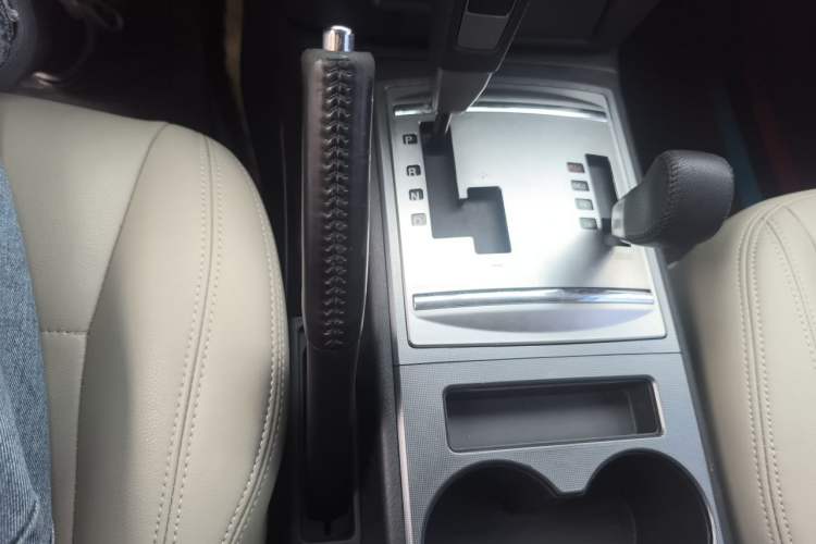 Used Mitsubishi Pajero  Gear Lever