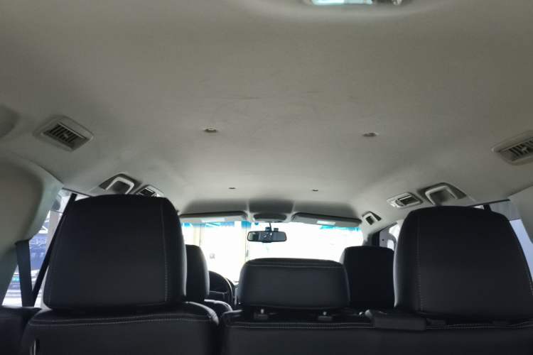 Used Mitsubishi Pajero 2020 3.0L Automatic Standard Edition Headliner
