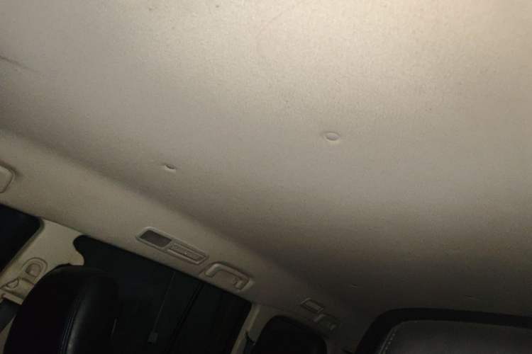 Used Mitsubishi Pajero  Headliner