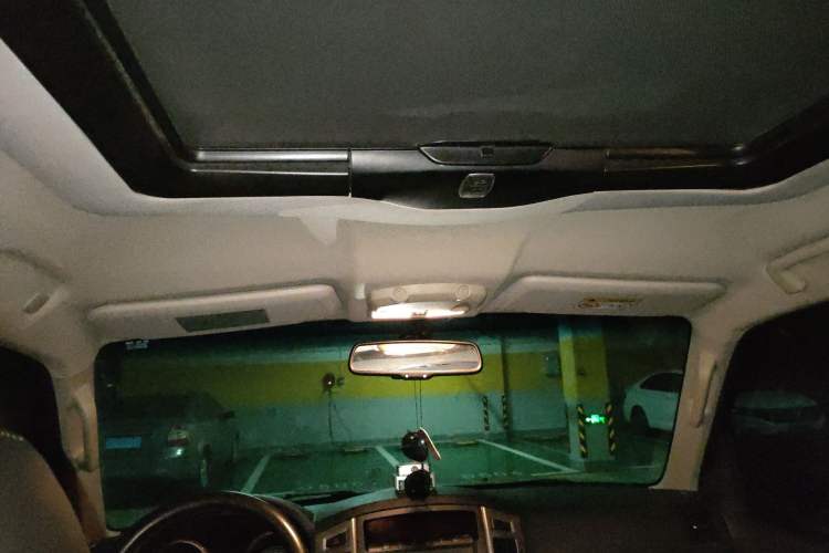 Used Mitsubishi Pajero 2020 3.0L Automatic Standard Edition Headliner