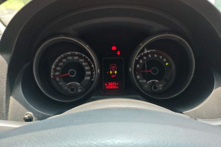 Used Mitsubishi Pajero  Instrument Cluster