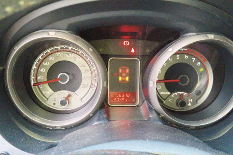 Used Mitsubishi Pajero  Instrument Cluster