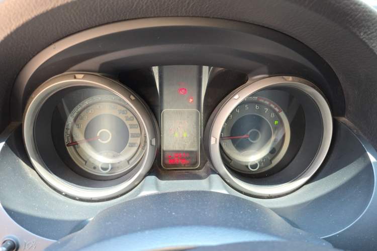 Used Mitsubishi Pajero  Instrument Cluster