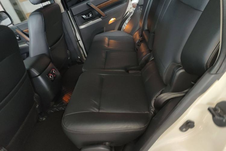 Used Mitsubishi Pajero 2020 3.0L Automatic Luxury Edition Left Rear Seat